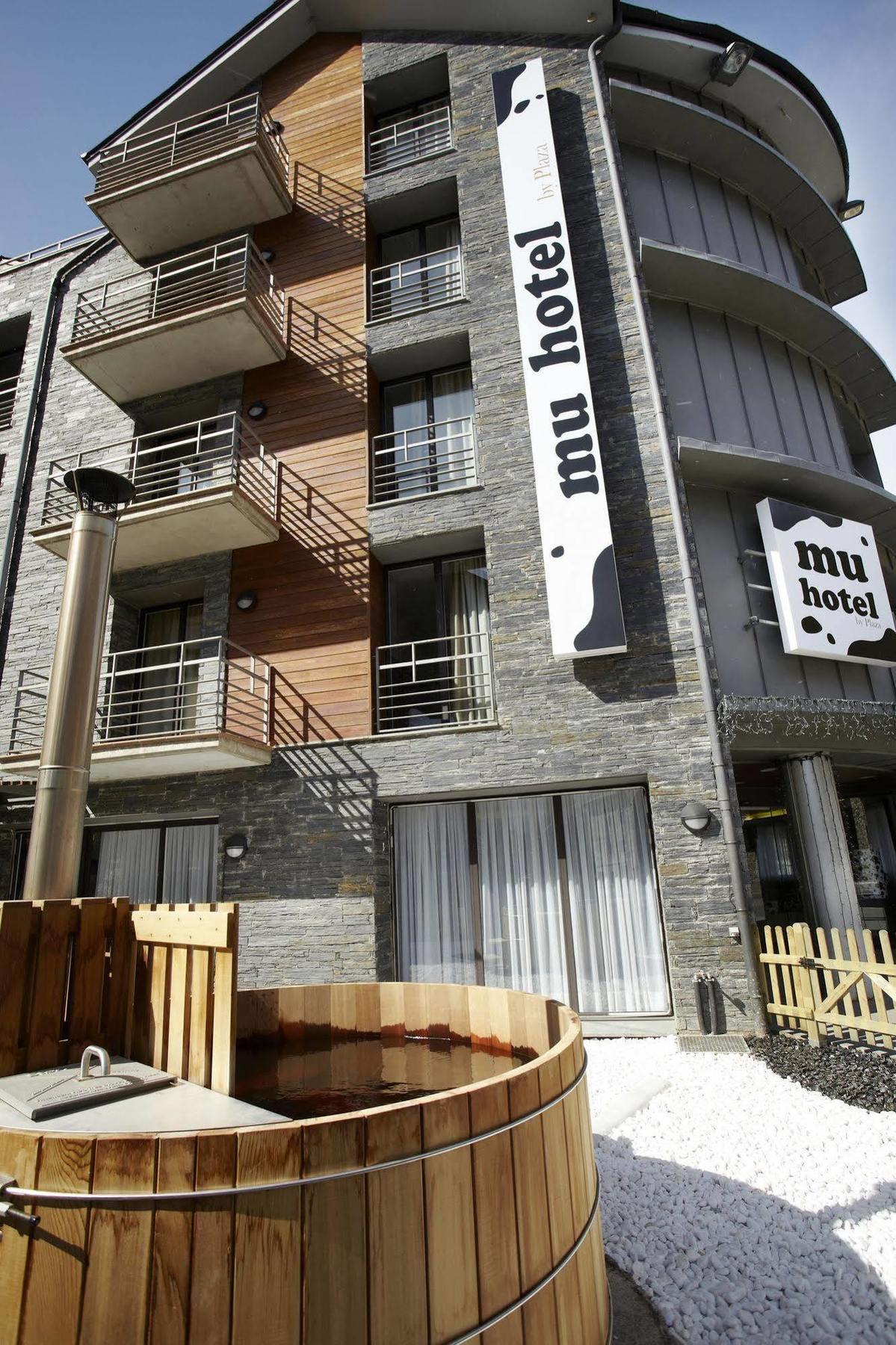 Hotel Mu La Cortinada Exterior photo